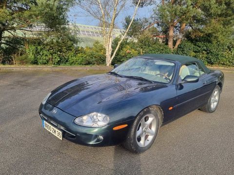 Jaguar XK Cabriolet 4.2 - 304 A 2000 occasion Cesson-S&eacute;vign&eacute; 35510