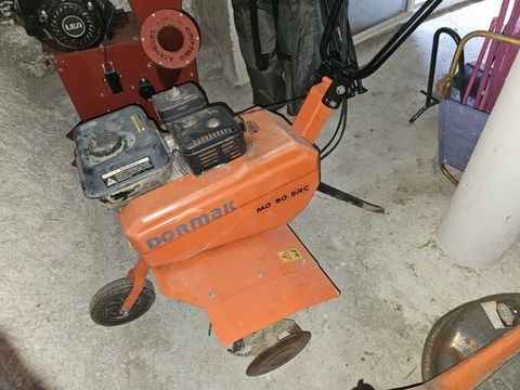 Cultivateur dormak MD 50erc dot� de six fraises 450 M�jannes-l�s-Al�s (30)