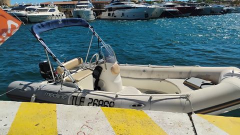 Bateaux &agrave; moteur Pneumatique - Semi-rigide 2010 occasion Cavalaire-sur-Mer 83240