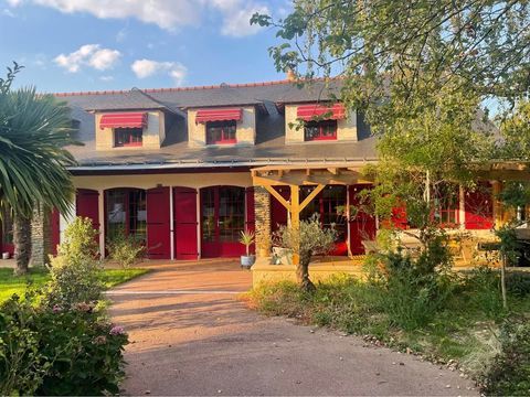   Maison pleine de charme ? 177 m� ? environnement paisible Maison - 7 pi�ce(s) - 177 m�