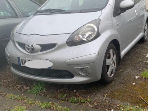Toyota Aygo 1.0 VVT-i Virgin Radio MultiMode 2009 occasion Nangis 77370