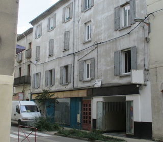  Immeuble � vendre 557 m�