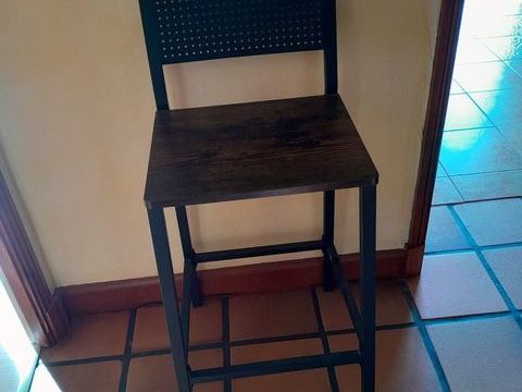 4 chaises hautes 110 Mons (34)