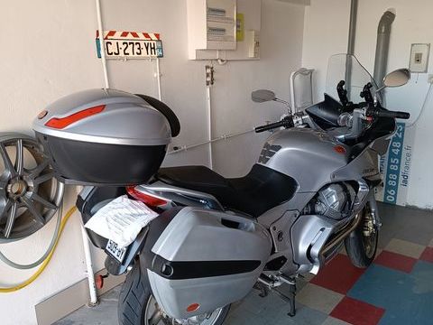 Moto MOTO GUZZI 2010 occasion Valmont 57730