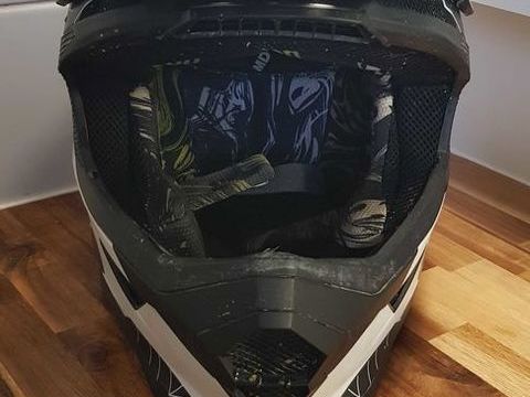 Pi&egrave;ces et &eacute;quipements Moto - Scooter - Quad Casques - v&ecirc;tements moto  occasion Pompey 54340