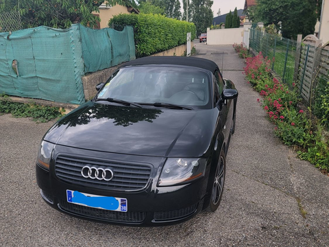 Audi TT 1.8T 2001 occasion V&eacute;nissieux 69200