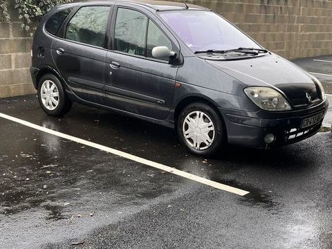 Renault Sc&eacute;nic 1.6i 16V Air 2001 occasion Les Sables-d'Olonne 85100