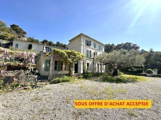  Propri�t�/ch�teau � vendre 15 + pi�ces 460 m�