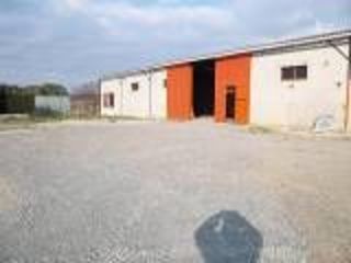  Parking / Garage à louer 300 m²