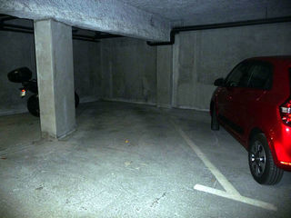  Parking / Garage � louer 10 m�