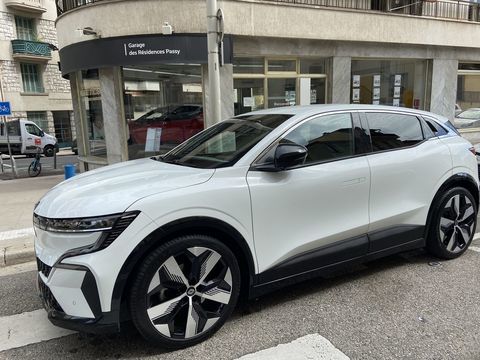 Renault Megane IV Megane E-Tech EV60 220 ch super charge Techno 2022 occasion Nice 06000