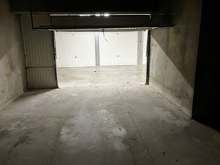  Parking / Garage � vendre 24 m�