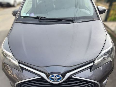 Toyota Yaris Hybride 100h Dynamic 2017 occasion Tremblay-en-France 93290