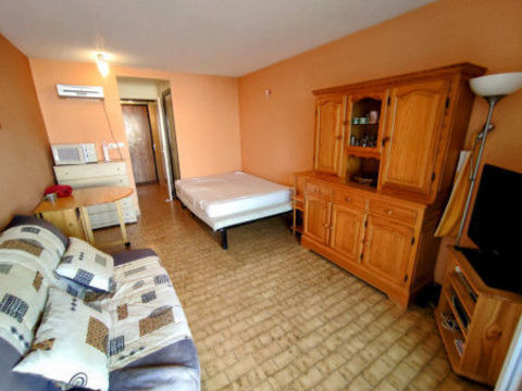   LE CAP D'AGDE: M�le : STUDIO /loggia + parking, 200m de la plage, calme! Appartement - 1 pi�ce(s) - 22 m�
