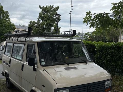 Peugeot J5 1.8 (9pl) 1988 occasion Tassin-la-Demi-Lune 69160