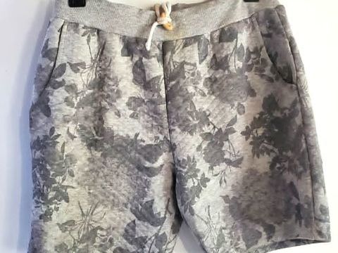 SHORT KIOMI TAILLE L GRIS CLAIR ET GRIS FONCE 5 Bubry (56)