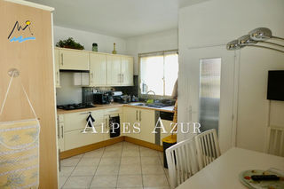  Appartement � vendre 3 pi�ces 77 m�