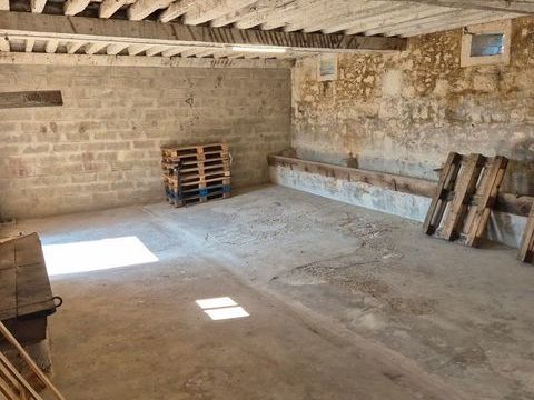  Remise / Grange � louer 1 pi�ce 65 m�