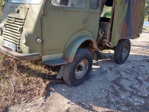 Renault Divers 4x4 de l arm&eacute;e 1951 occasion Les Milles 13290