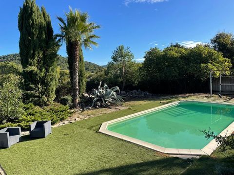   Maison de 7 pi�ces spacieuse & lumineuse � Cannes-et-Clairan Maison - 7 pi�ce(s) - 244 m�