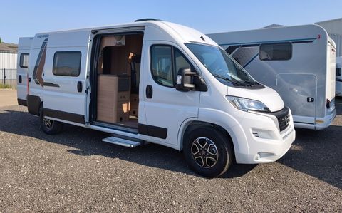 WEINSBERG Camping car 2024 occasion Mon&eacute;teau 89470