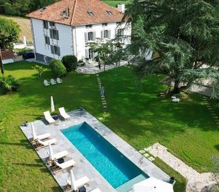  H�tel Particulier � vendre 12 pi�ces 410 m�