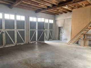  Parking / Garage � vendre 144 m�