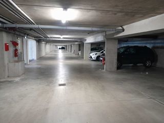  Parking / Garage � louer 8 m�