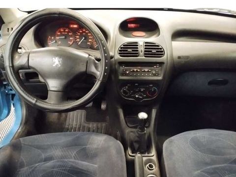 Peugeot 206 1.4e 16V XT Premium 2003 occasion Montauban 82000