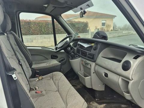 Renault Trucks Master MASTER BENNE 120.35 DCI L2 2010 occasion Saint-Julien-d'Oddes 42260