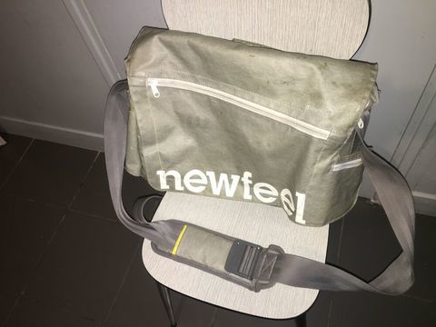Vends sac d'ordinateur portable avec huit poches . 5 Toulouse (31)