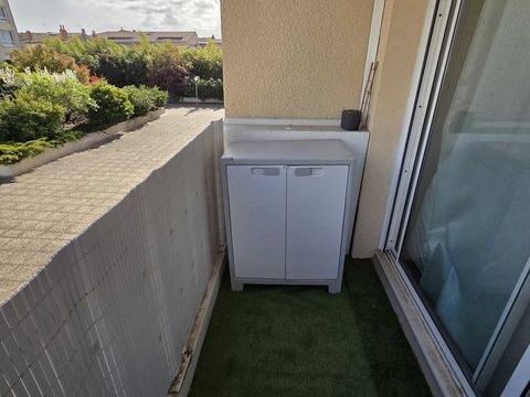   Chartrons - T4 - 93m2 Appartement - 4 pi�ce(s) - 93 m�