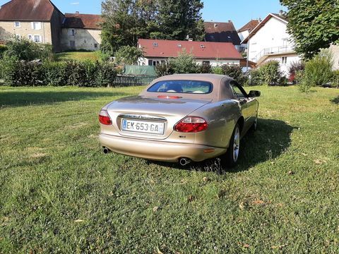 Jaguar XK8 4.0i V8 2001 occasion Domblans 39210