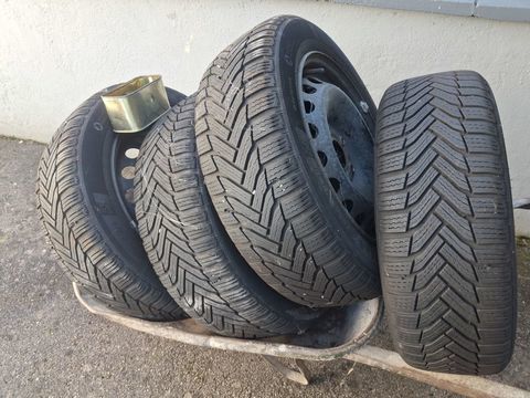 Pi&egrave;ces et &eacute;quipements Voiture Pi&egrave;ces et &eacute;quipements Voiture  occasion Uxegney 88390