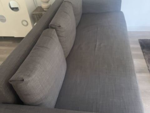 Canap� convertible 3 places  200 Cannes (06)