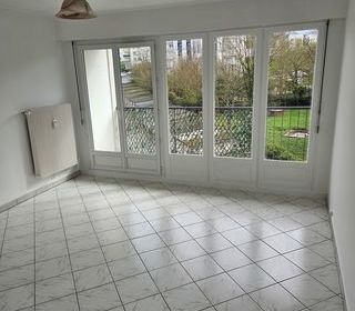  Appartement � louer 4 pi�ces 79 m�