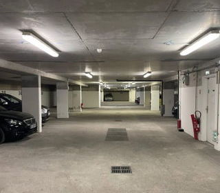  Parking / Garage � louer 12 m�