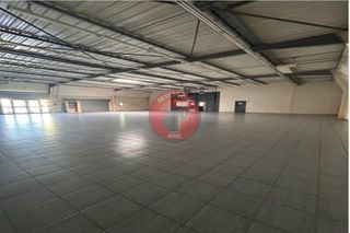  Immeuble � vendre 3 pi�ces 655 m�