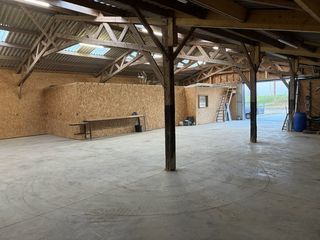  Atelier � louer 2/3 pi�ces 350 m�