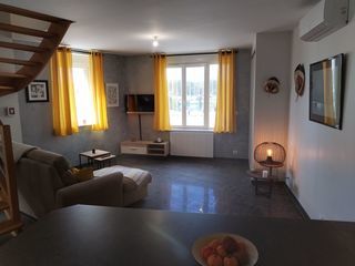  Maison � louer 4 pi�ces 82 m� Le coteau