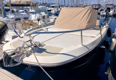 Bateaux &agrave; moteur Vedette - Yacht - Offshore 2021 occasion Saint-Tropez 83990