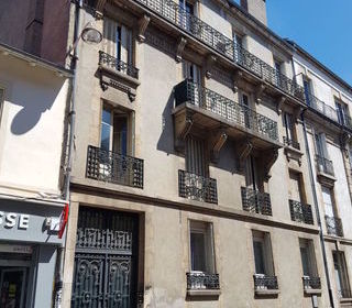  Appartement � louer 195 m�