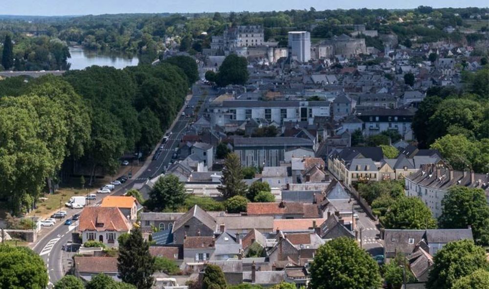   Amboise (37400)