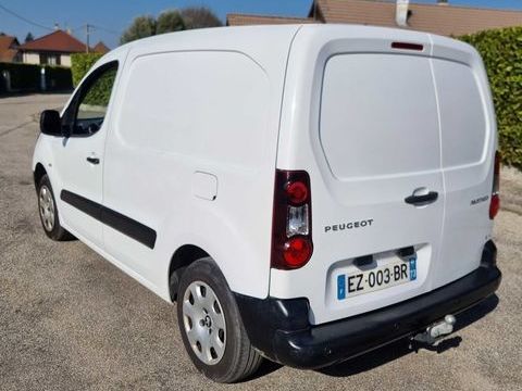 Peugeot Partner PARTNER FOURGON 120 L1 1.6 BLUEHDI 100 BVM5 PACK CLIM NAV 2018 occasion Les Abrets en Dauphin&eacute; 38490
