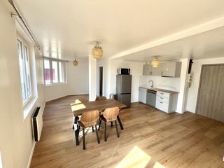  Appartement à louer 2 pièces 40 m²