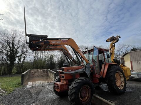 RENAULT Tracteur agricole 1980 occasion Poil 58170