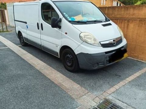 Opel Vivaro VIVARO CA 2900 M1 2.0 CDTI 115 2009 occasion Perpignan 66000