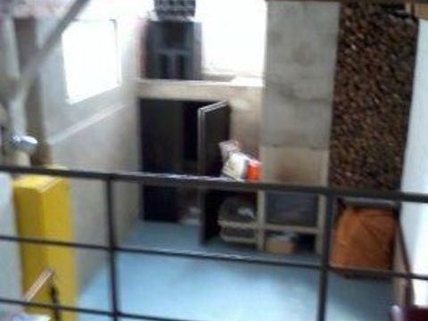   atelier d'artiste ou association Atelier - 1 pi�ce(s) - 60 m�