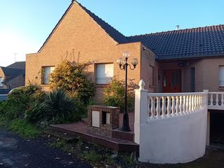  Villa � vendre 9 pi�ces 168 m�