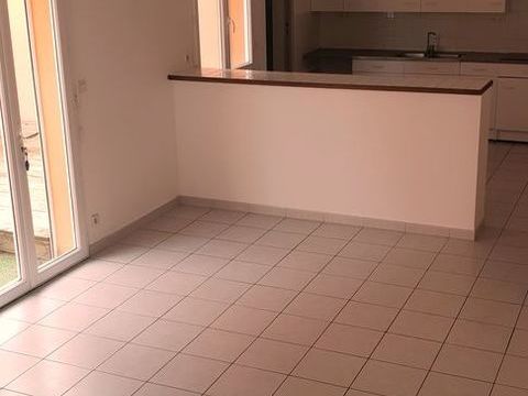   T3 DUPLEX AVEC TERRASSE ET PARKING PRIVATIF Appartement - 3 pi�ce(s) - 78 m�